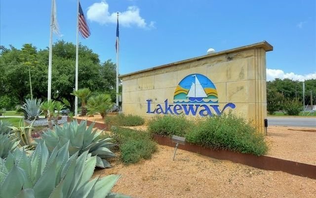 Lakeway-Landmark-1.jpg